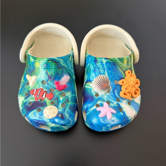 CROCS Other - CROCS Kids Sea Adventure Slippers - Blue and Green